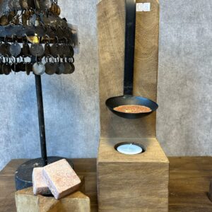 Houten geurbrander met hanglepel